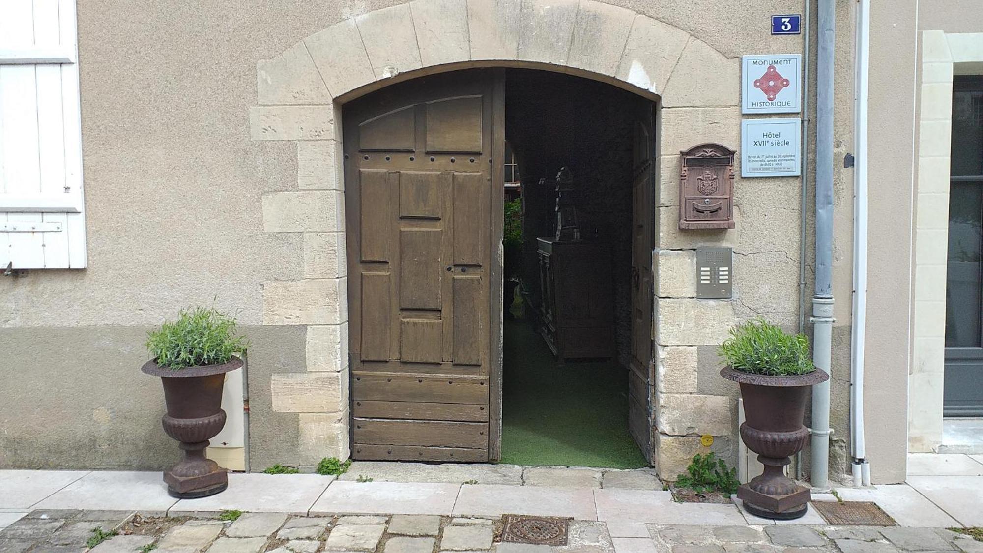 Studio 1 Hyper Centre Avec Jardins Angers Exterior photo